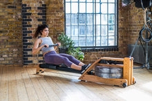 Lade das Bild in den Galerie-Viewer, WaterRower A1 evezőpad