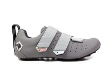 Kép betöltése a galériamegjelenítőbe: Evezős cipő U3 | Against Rowing