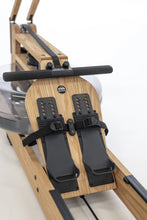 Kép betöltése a galériamegjelenítőbe: WaterRower SmartRow Performance Evezőpad