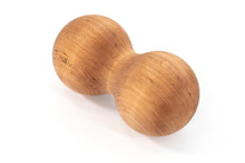 Kép betöltése a galériamegjelenítőbe: Dupla masszázs golyó - égerfa, 10 cm | rollholz