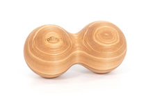 Lade das Bild in den Galerie-Viewer, Dupla masszázs golyó - kőrisfa, 10 cm | rollholz