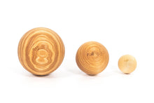 Lade das Bild in den Galerie-Viewer, Masszázs golyó szett - kőrisfa | rollholz