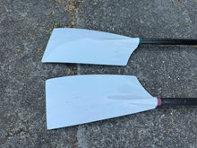 Kép betöltése a galériamegjelenítőbe: Concept2 skinny lapát - váltott evezős - használt
