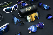 Lade das Bild in den Galerie-Viewer, Filippi Aliante Sonnenbrille - mit schwarzem Rahmen
